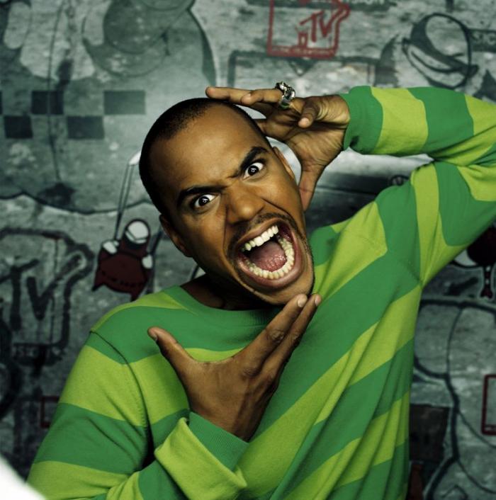 2B2M - Patrice Bouedibela 03102688144_kopiesmall.jpg